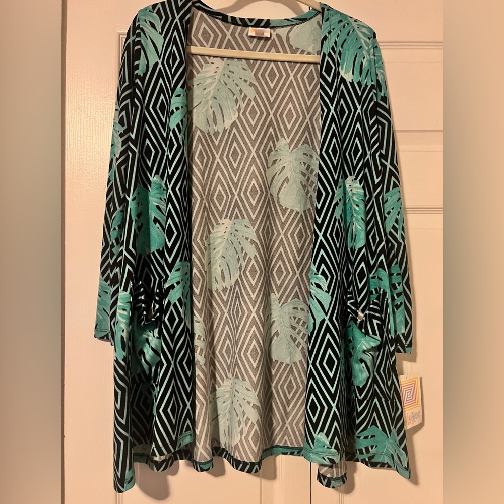 LULAROE CAROLINE SWEATER/CARDIGAN SIZE SMALL